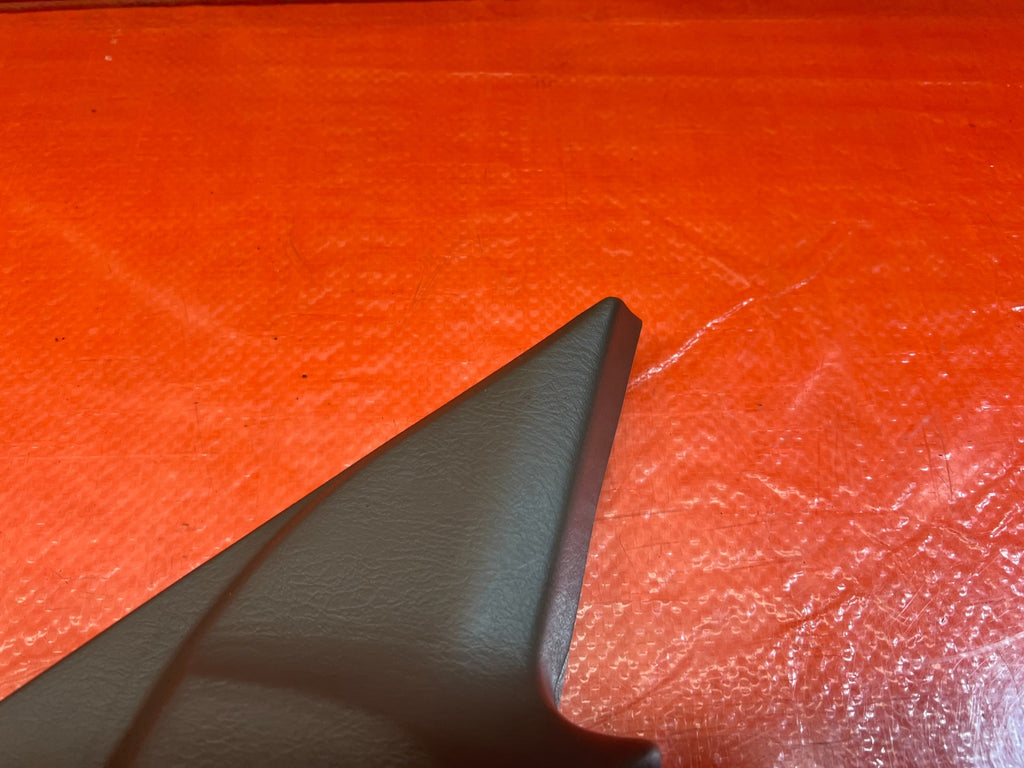 99 02 HONDA ACCORD EX SEDAN   INTERIOR MIRROR TRIM COVER PLASTIC   RIGHT   TAN7