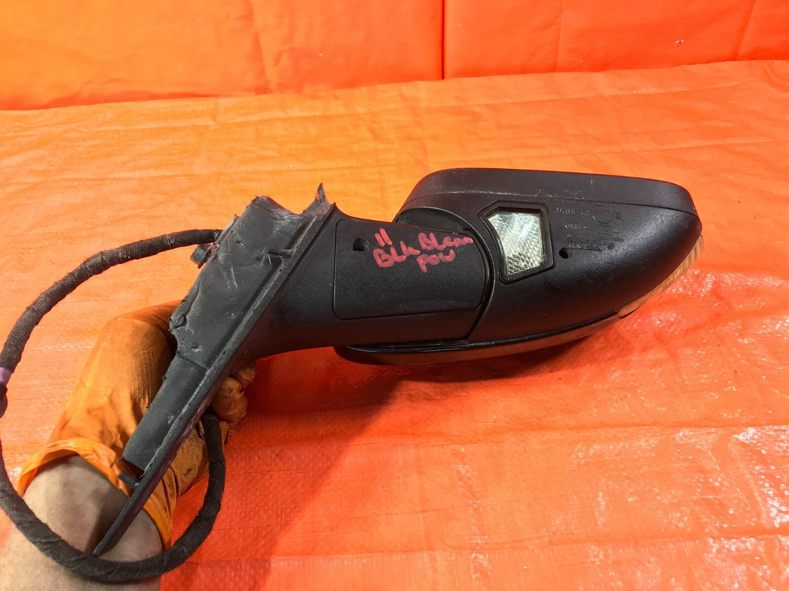 OEM 2004 04 VOLVO S40 PASSENGER RIGHT SIDE VIEW MIRROR BLACK E11 015850 9