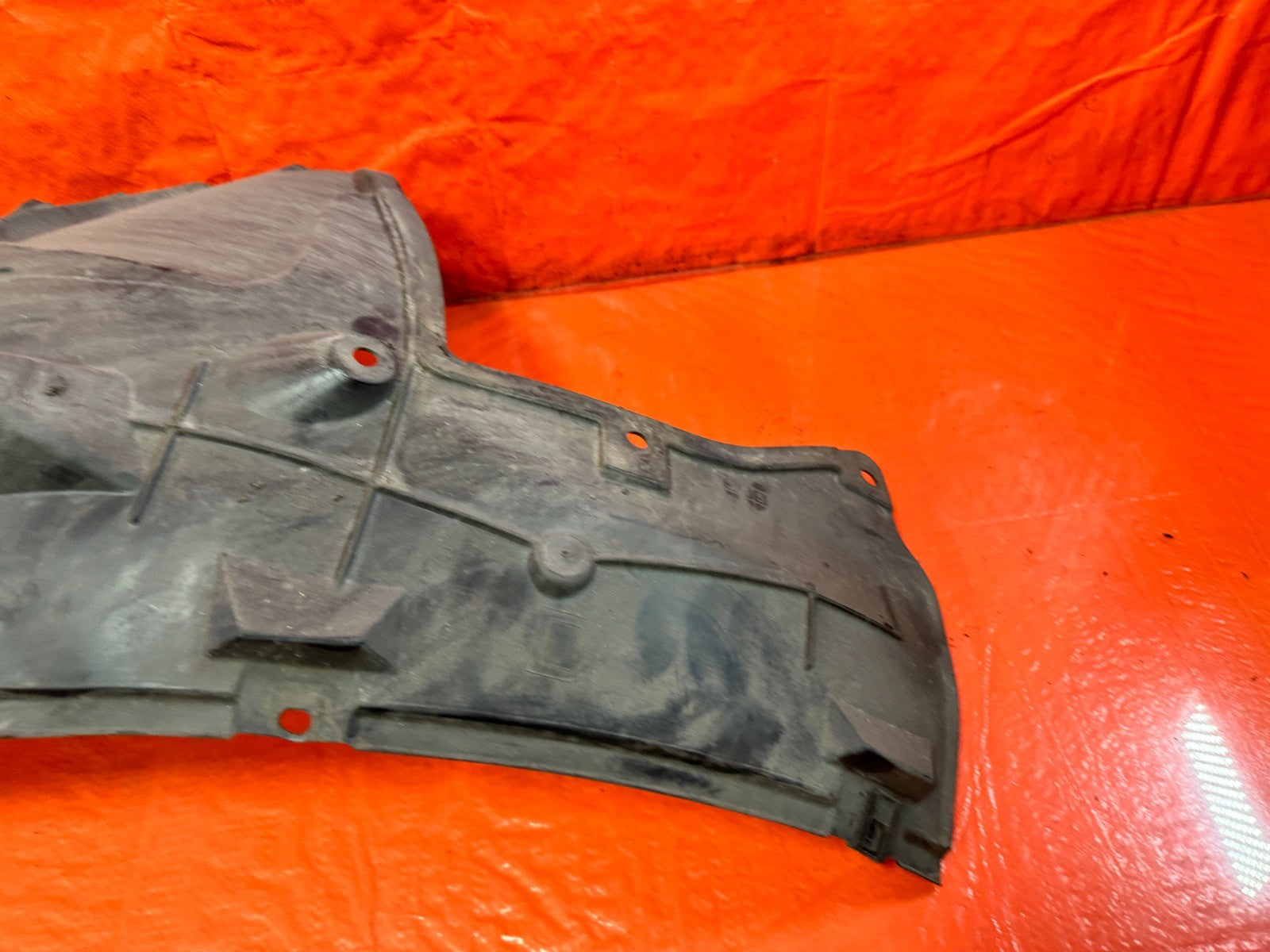 08 15 INFINITI G37 Q60 RIGHT PASSENGER FRONT FENDER REAR SPLASH SHIELD #3293