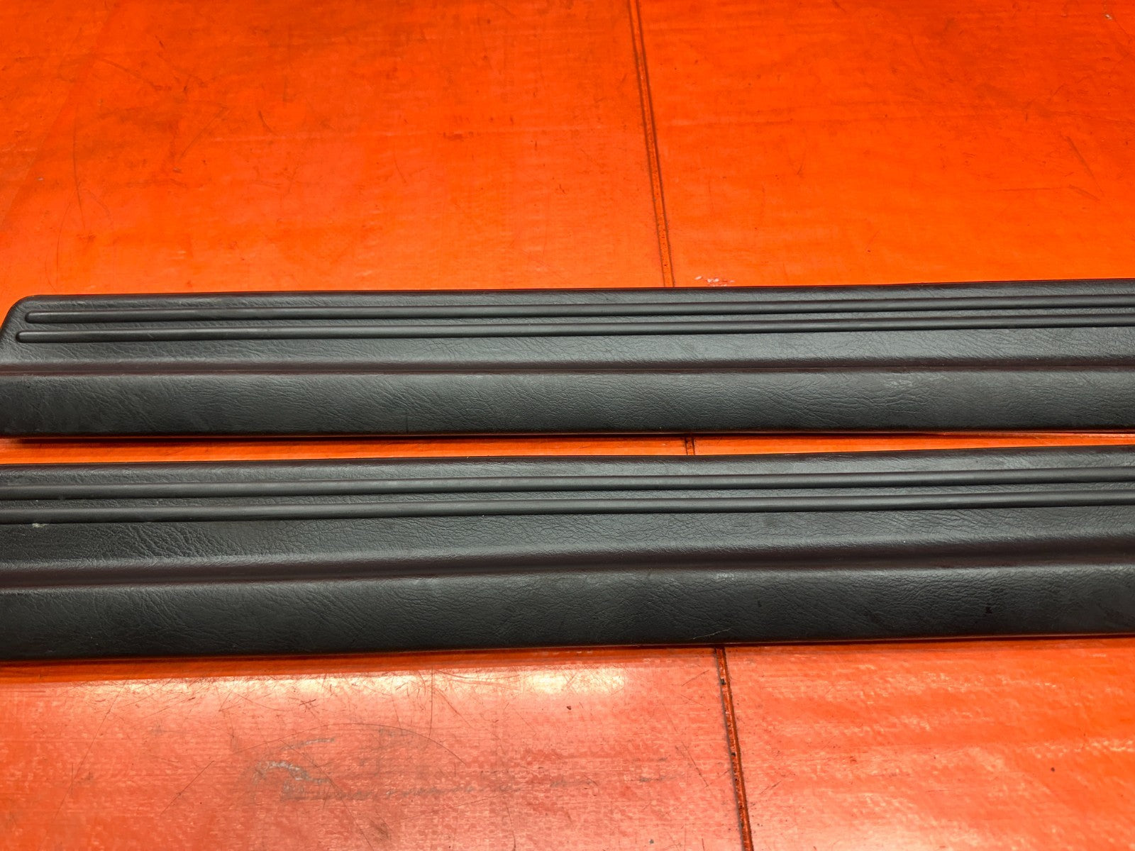 97 01 HONDA PRELUDE 2.2L FLOOR PILLAR TRIM MOLDING PLASTICS LEFT RIGHT OEM #3356