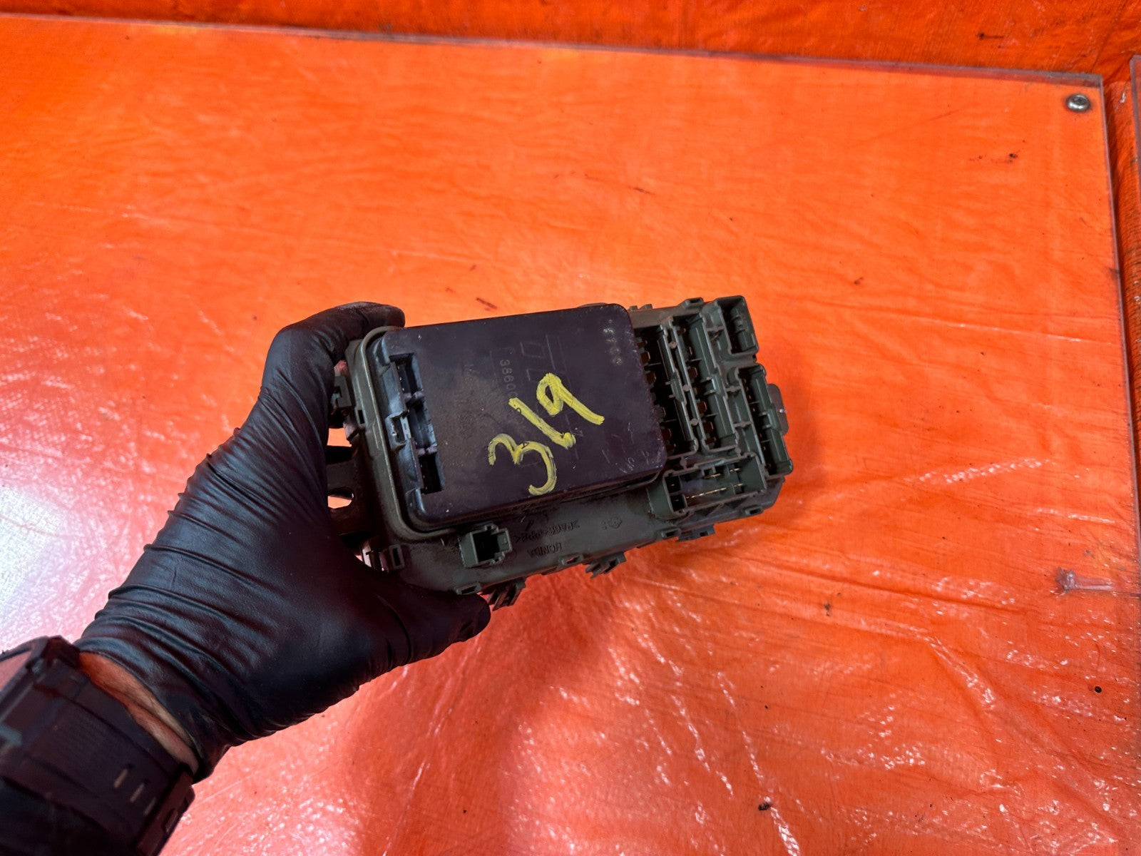 96 00 HONDA CIVIC   INTERIOR CABIN UNDER DASH FUSE BOX PANEL OEM #3197