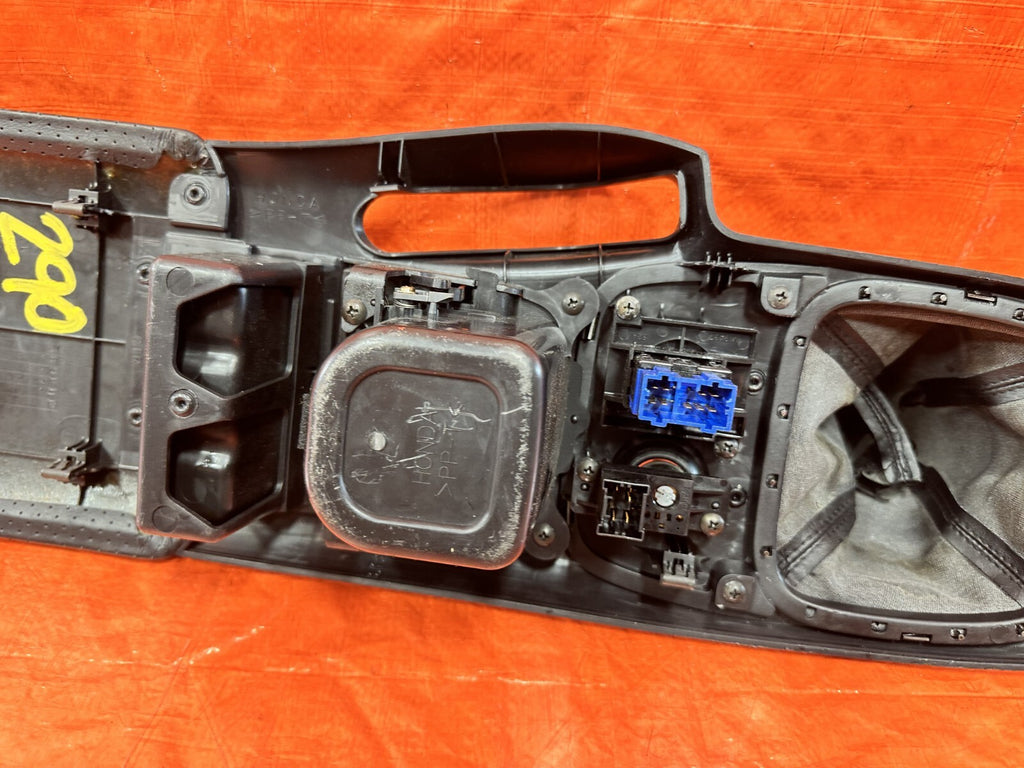 00 03 HONDA S2000   AP1 MODEL   ARM REST CENTER SHIFTER CONSOLE TRIM   OEM #2908