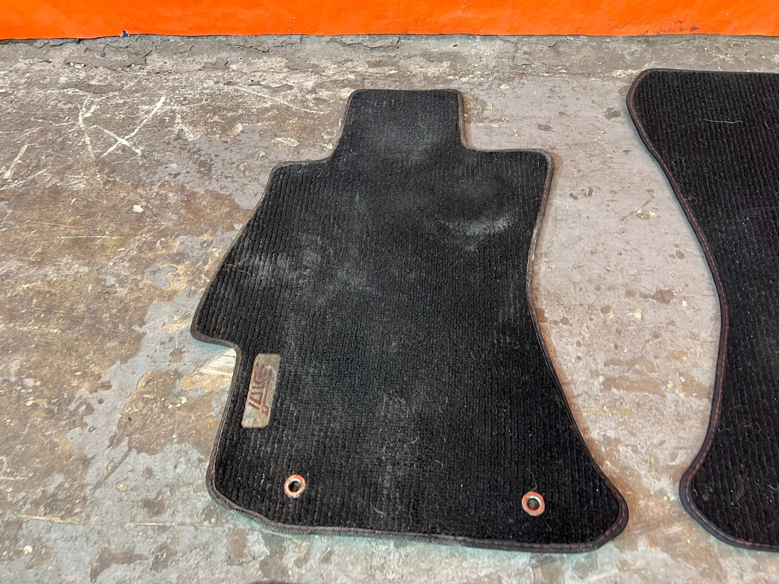 15 20 SUBARU WRX STI   FLOOR MAT SET   BLACK COLOR LEFT RIGHT FRONT REAR OEM 1704