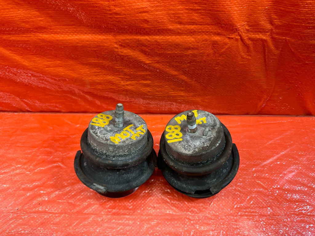 09 13 INFINITI   G37 2D COUPE   RWD   ENGINE MOTOR MOUNT SET LEFT RIGHT OEM #1882