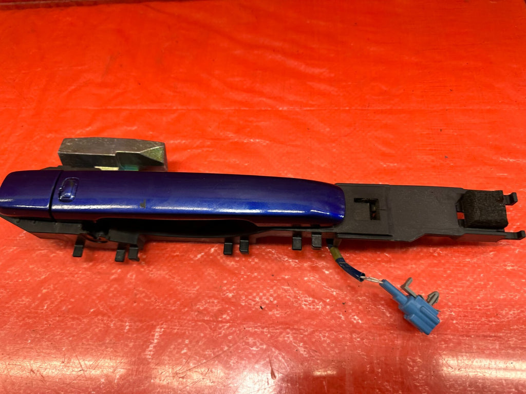 08 13 INFINITI G37 COUPE 2D   RIGHT FRONT EXTERIOR DOOR HANDLE BLACK   OEM #2076
