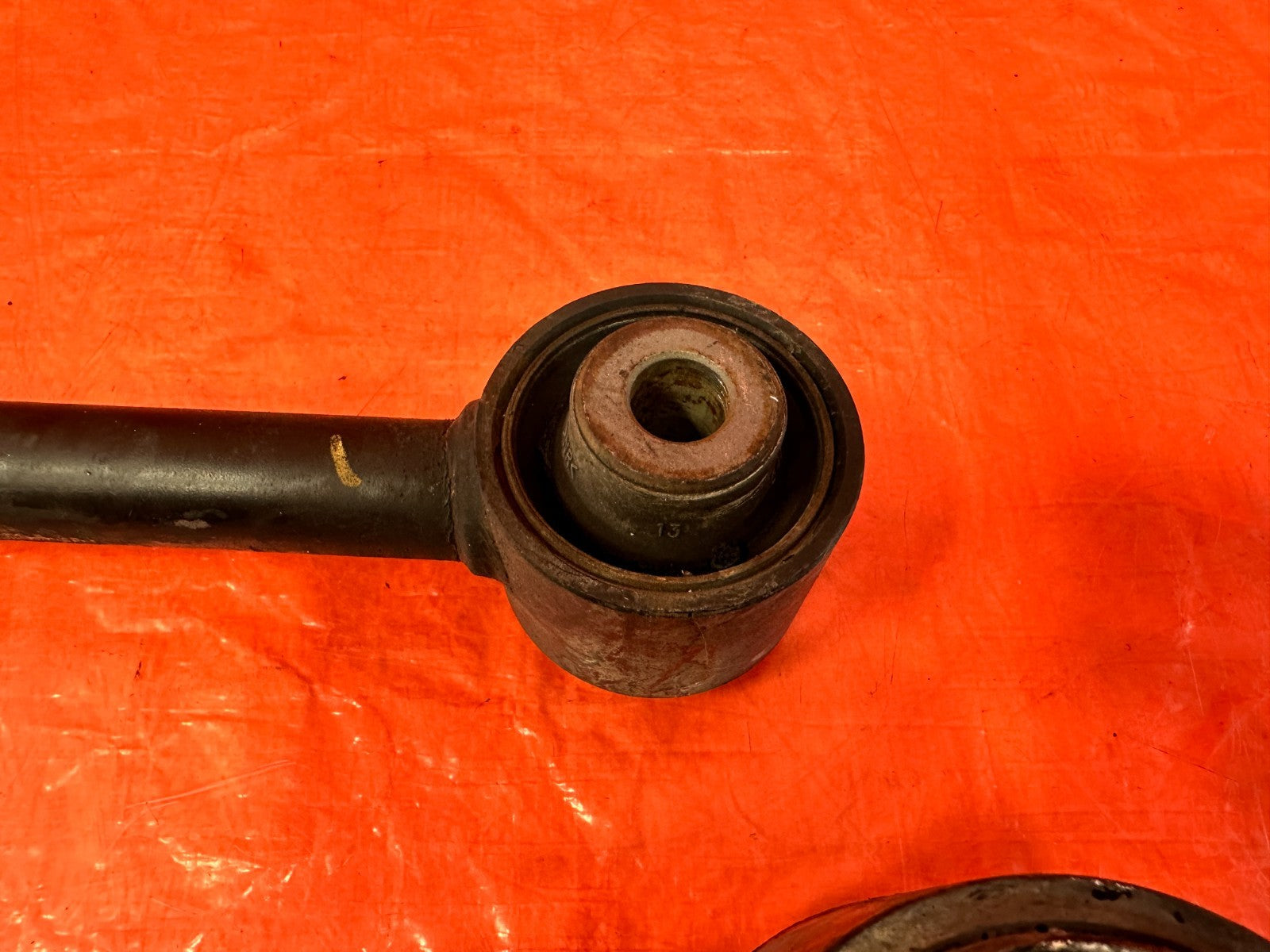 13 16 HYUNDAI GENESIS COUPE   DRIVER LEFT FRONT LOWER CONTROL ARMS    OEM 3182
