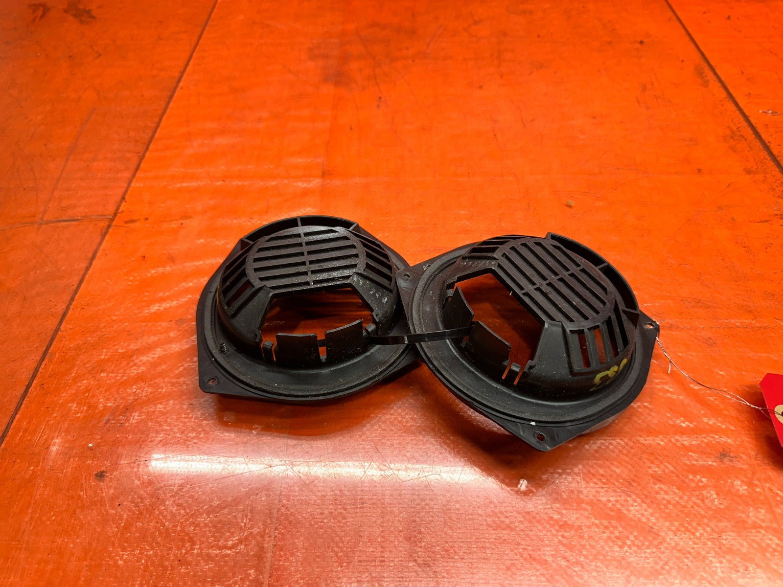 92 95 HONDA CIVIC EX 2D   FRONT DOOR SPEAKER MOUNT HOUSING PODS   OEM #3334