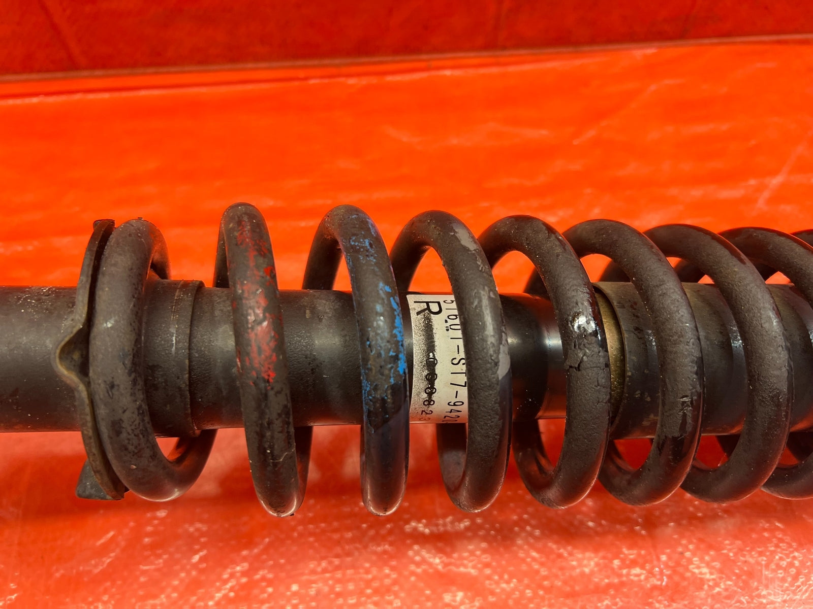 94 01 ACURA INTEGRA   SHOCK AND SPRING STRUT   PASSENGER RIGHT FRONT   OEM #1669