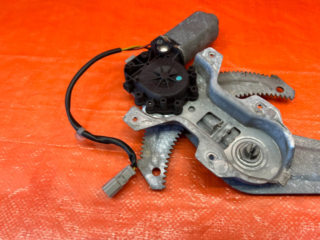 96 00 HONDA CIVIC 4D SEDAN DRIVER LEFT REAR WINDOW REGULATOR MOTOR OEM #162  6