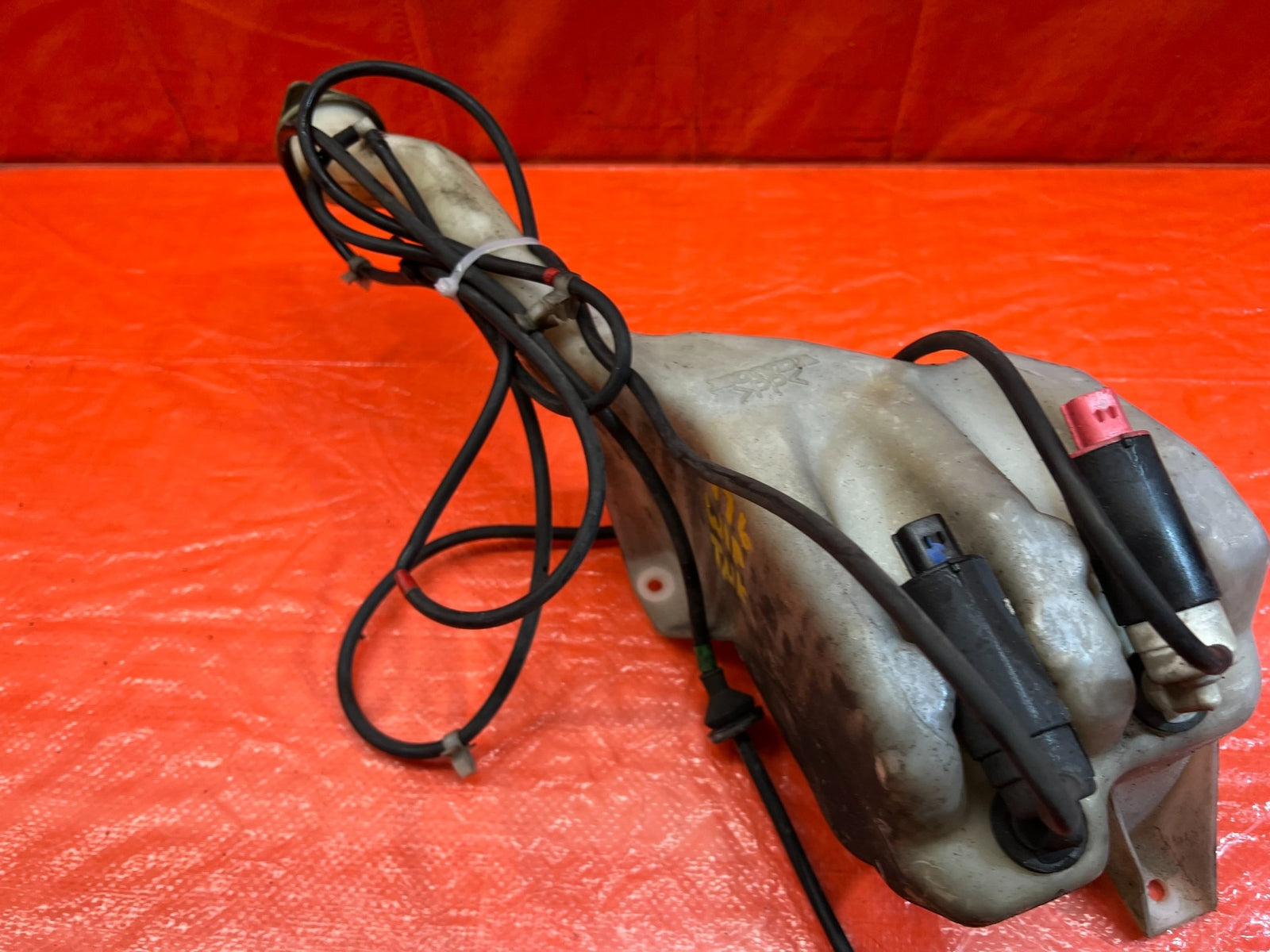 02 05 HONDA CIVIC SI EP3 HATCHBACK WINDSHIELD WIPER RESERVOIR TANK W/ MOTOR OEM6