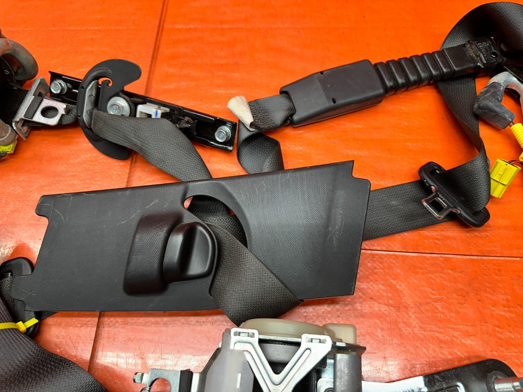 13 15 HONDA CIVIC SI 4D 2.4L FRONT SEAT BELTS DRIVER PASSENGER LEFT RIGHT OEM5