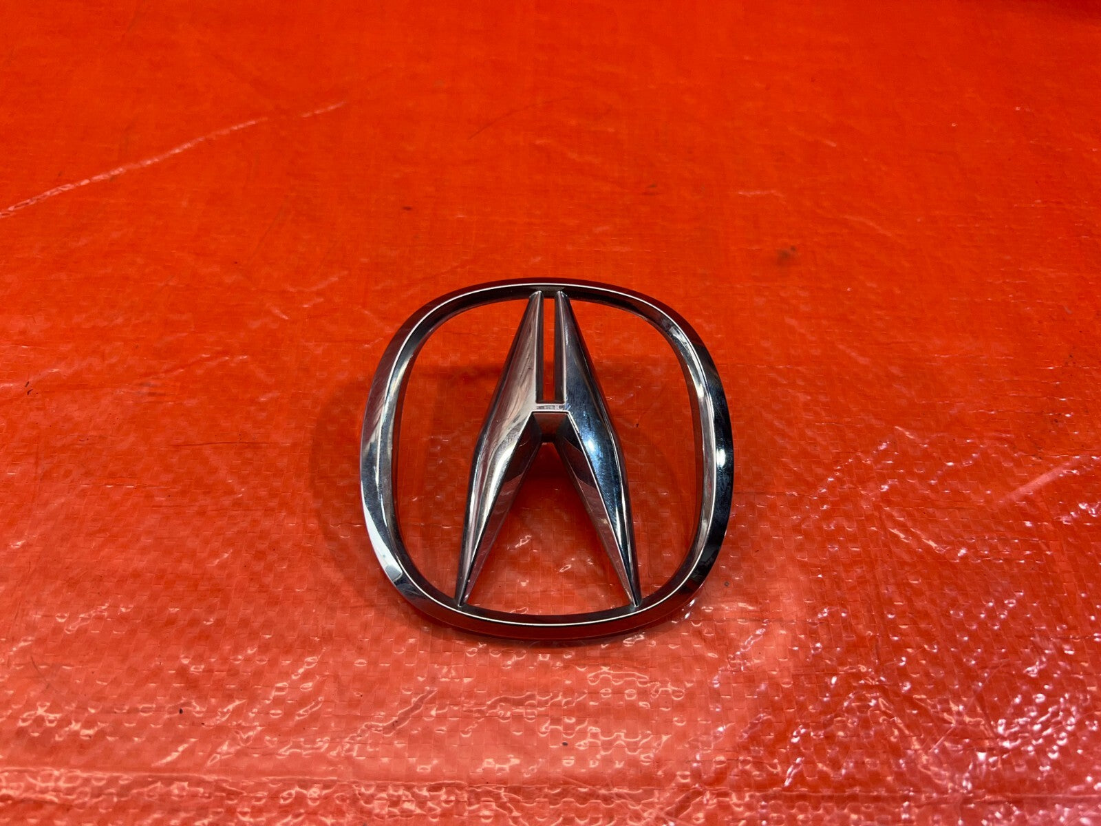 04 08 ACURA TL   ACURA " A " TRUNK BADGE EMBLEM INSIGNIA ORNAMENT   OEM #1375