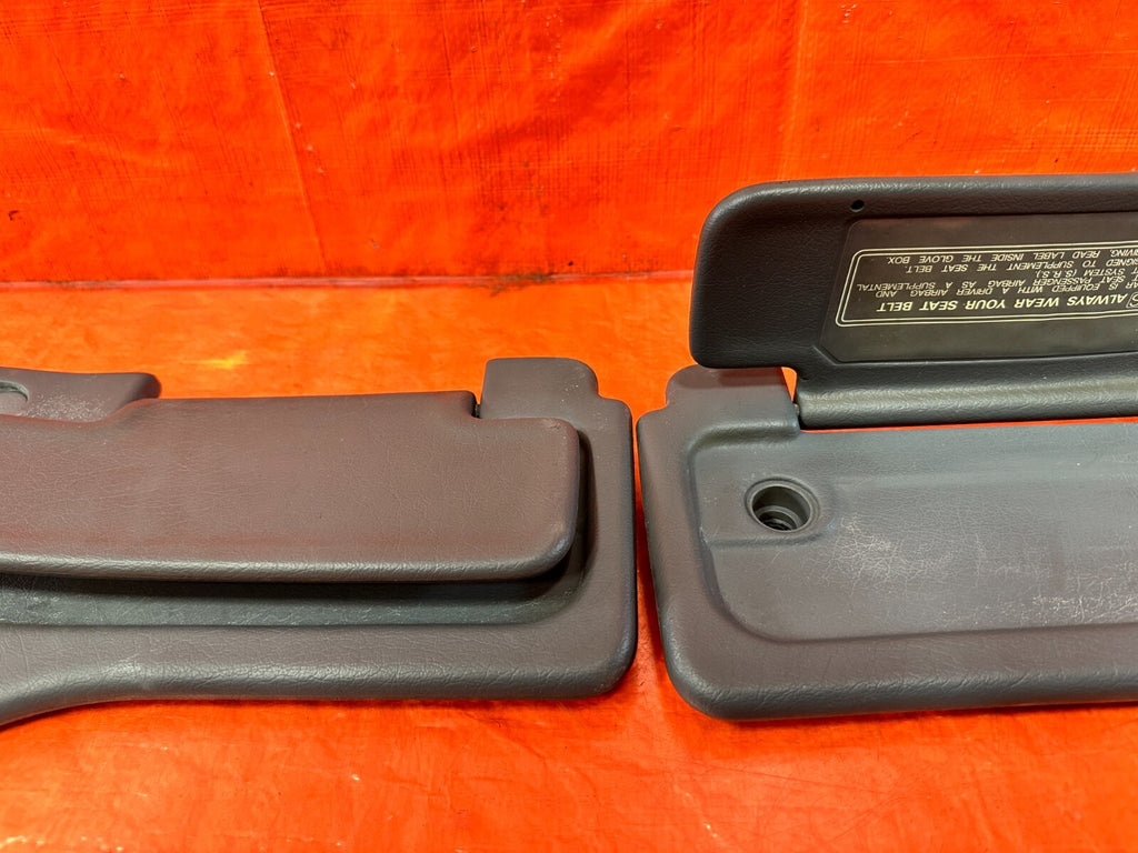 94 95 HONDA DEL SOL   SUN VISORS   LEFT AND RIGHT VISORS   GRAY COLOR   OEM #2944