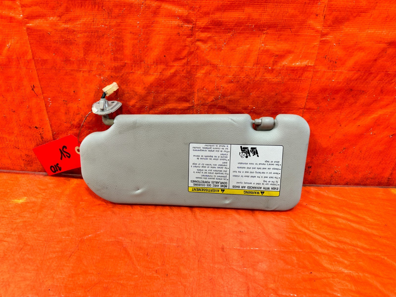 09 15 INFINITI G37 CONVERTIBLE   PASSENGER RIGHT SUN VISOR   OEM 3102