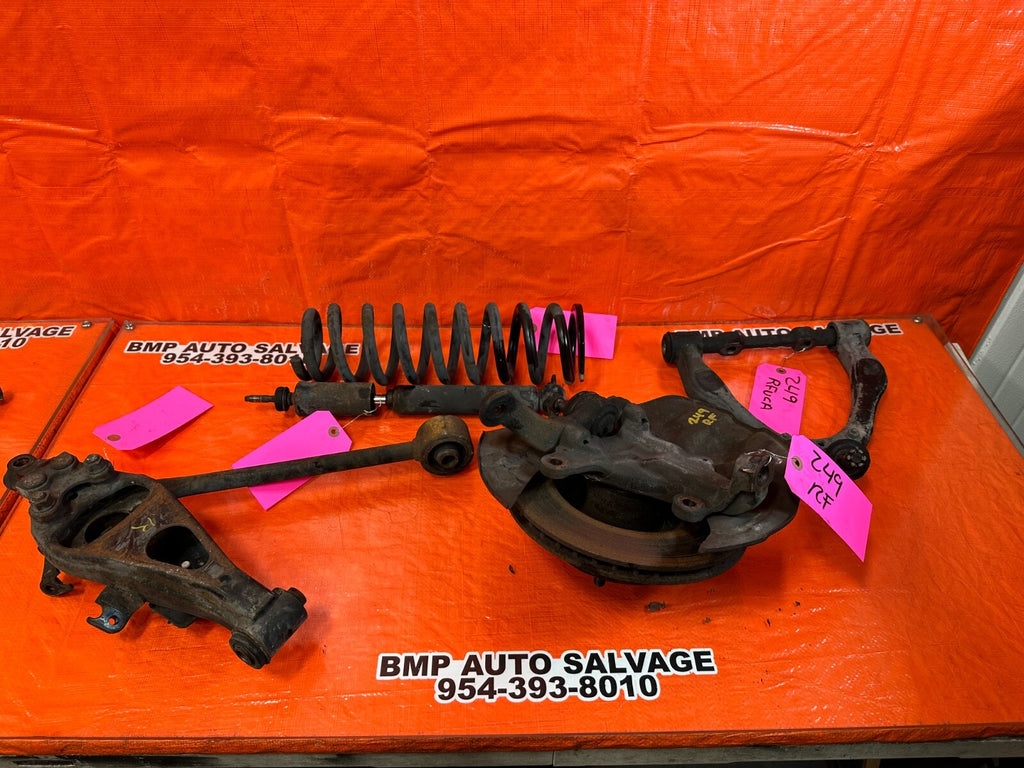 96 00 TOYOTA TACOMA   2.4L   MANUAL ONLY   RIGHT FRONT SPINDLE W/ CONTROL ARMS17