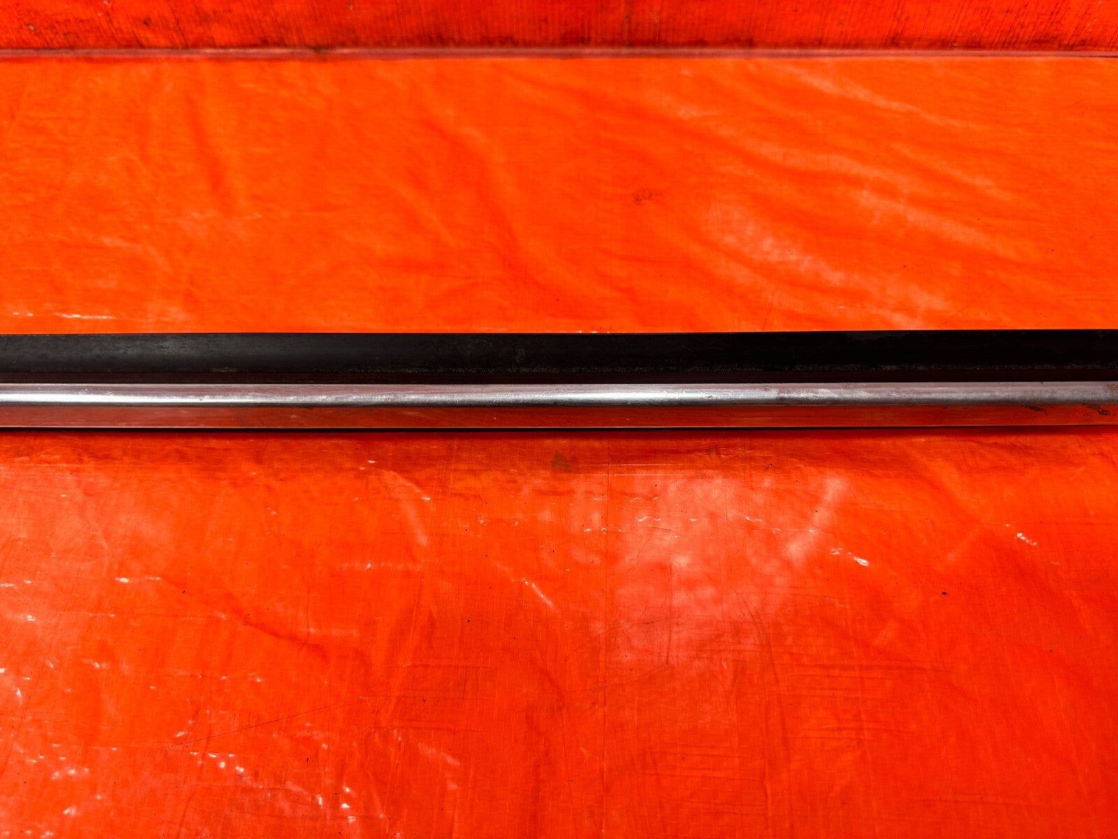 08 15 INFINITI G37 COUPE &   DRIVER LEFT EXTERIOR WINDOW GLASS TRIM OEM 2782