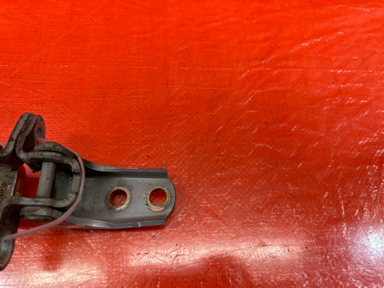02 05 HONDA CIVIC SI EP3 HATCHBACK DOOR HINGE SET UPPER & LOWER RIGHT  OEM 2134