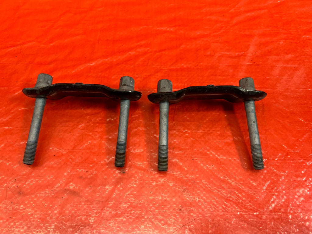 18 21 HONDA ACCORD EX EXL SPORT 1.5L   FRONT SWAY BAR BRACKETS & BOLTS   OEM 1845