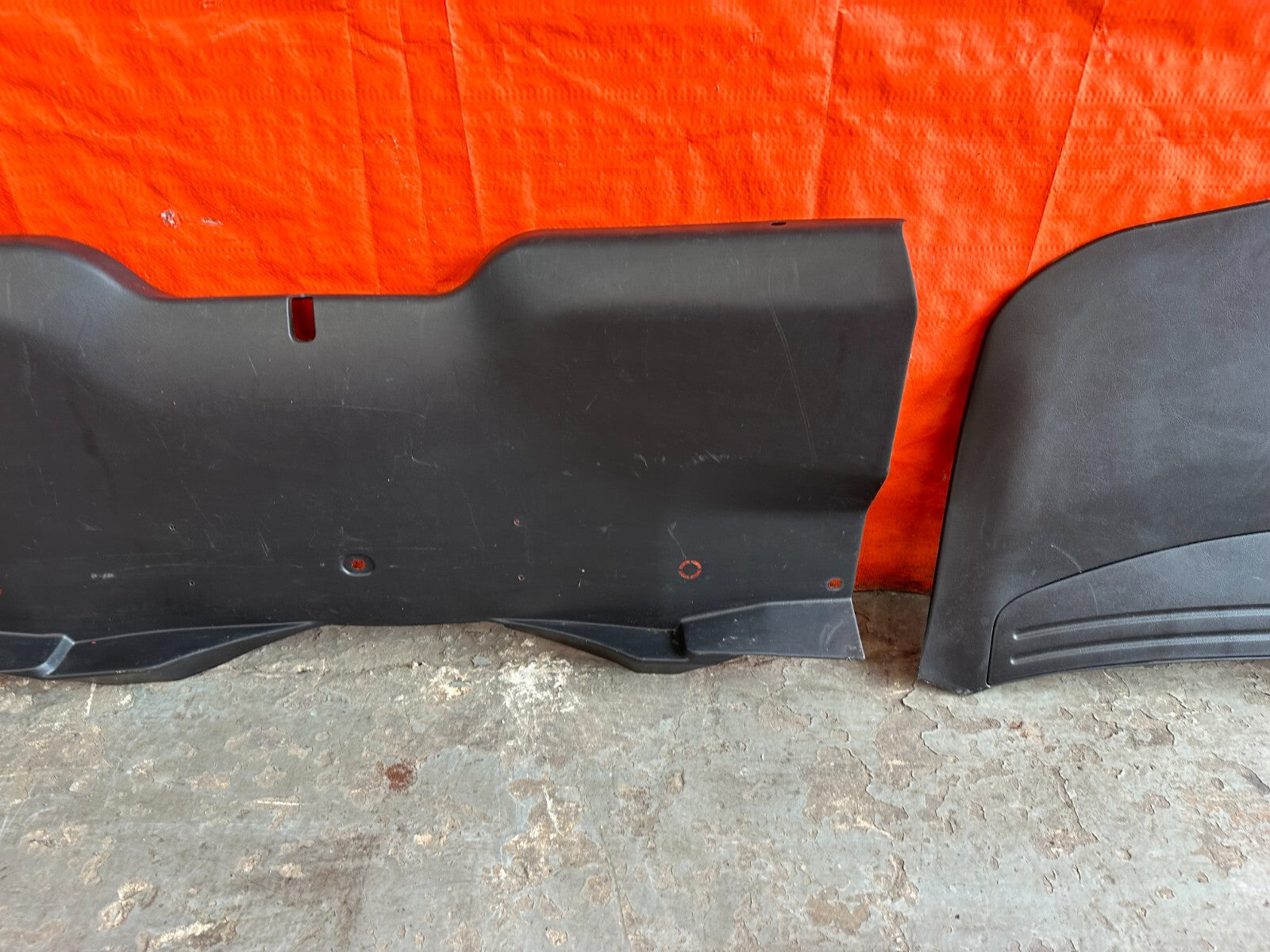 94 01 ACURA INTEGRA 2 DOOR   REAR HATCHBACK HATCH PLASTIC TRIM LINING OEM #2267