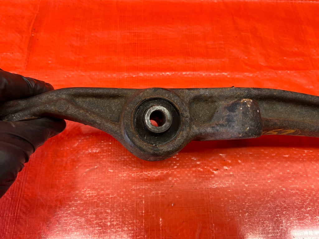 88 91 HONDA CRX   FRONT LOWER CONTROL ARM SET   LEFT & RIGHT ARMS    OEM #1577
