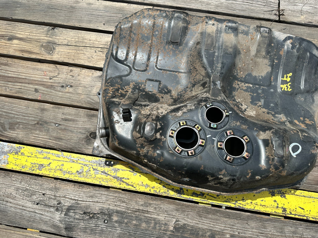 97 01 HONDA PRELUDE 2.2L FUEL GAS PETROL TANK CELL RESERVOIR BARE OEM #33612