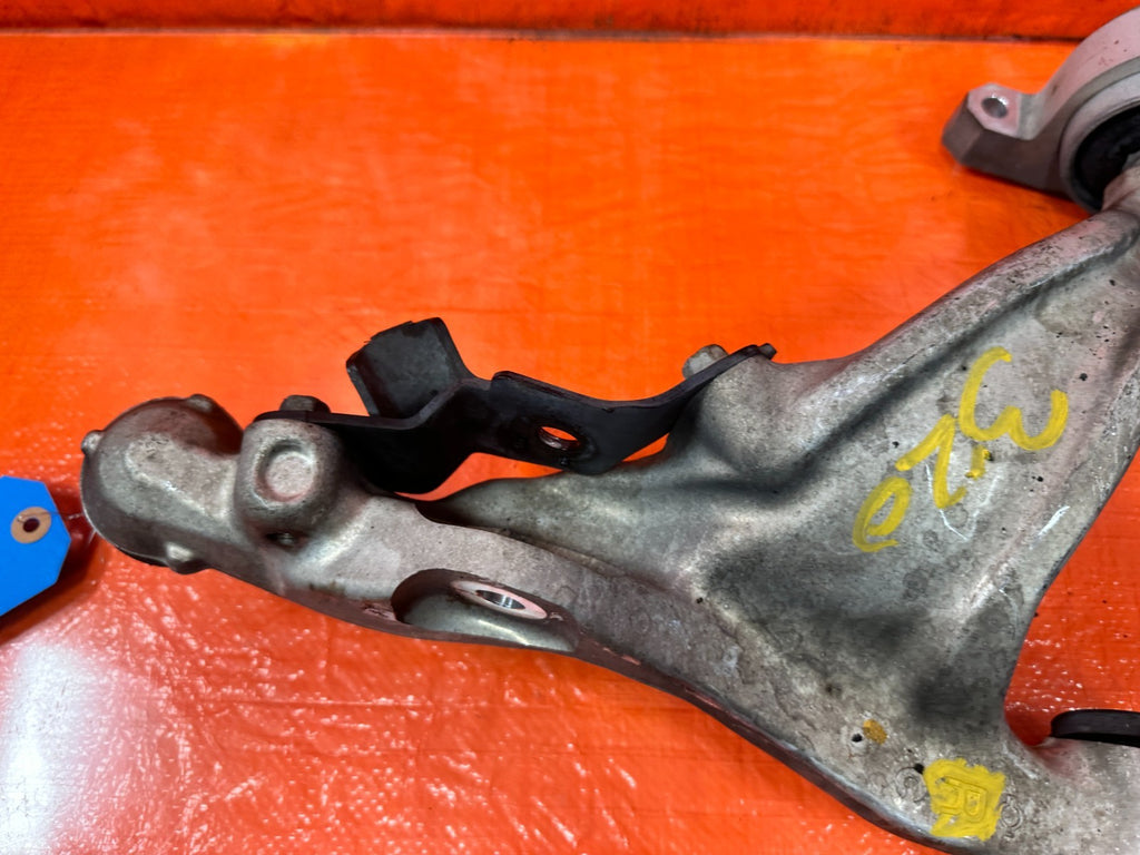 08 15 INFINITI G37 Q60   RWD ONLY   PASSENGER RIGHT FRONT LOWER CONTROL ARM 3206