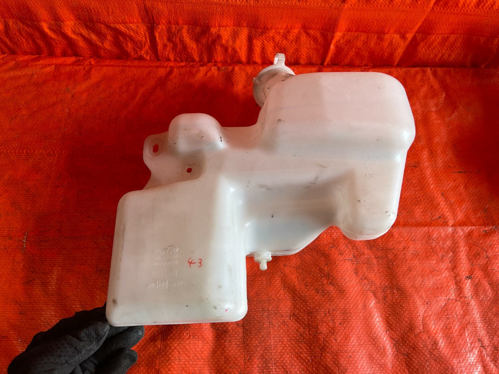 03 06 LANCER EVOLUTION EVO 8 9 VIII IX   WINDSHIELD WIPER RESERVOIR TANK OEM OE8