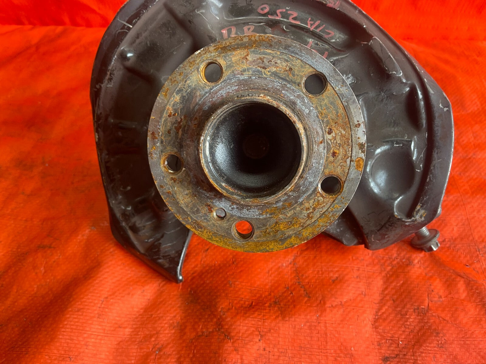 14 19 MERCEDES BENZ CLA 250 FWD PASSENGER RIGHT REAR SPINDLE KNUCKLE HUB OEM OE6