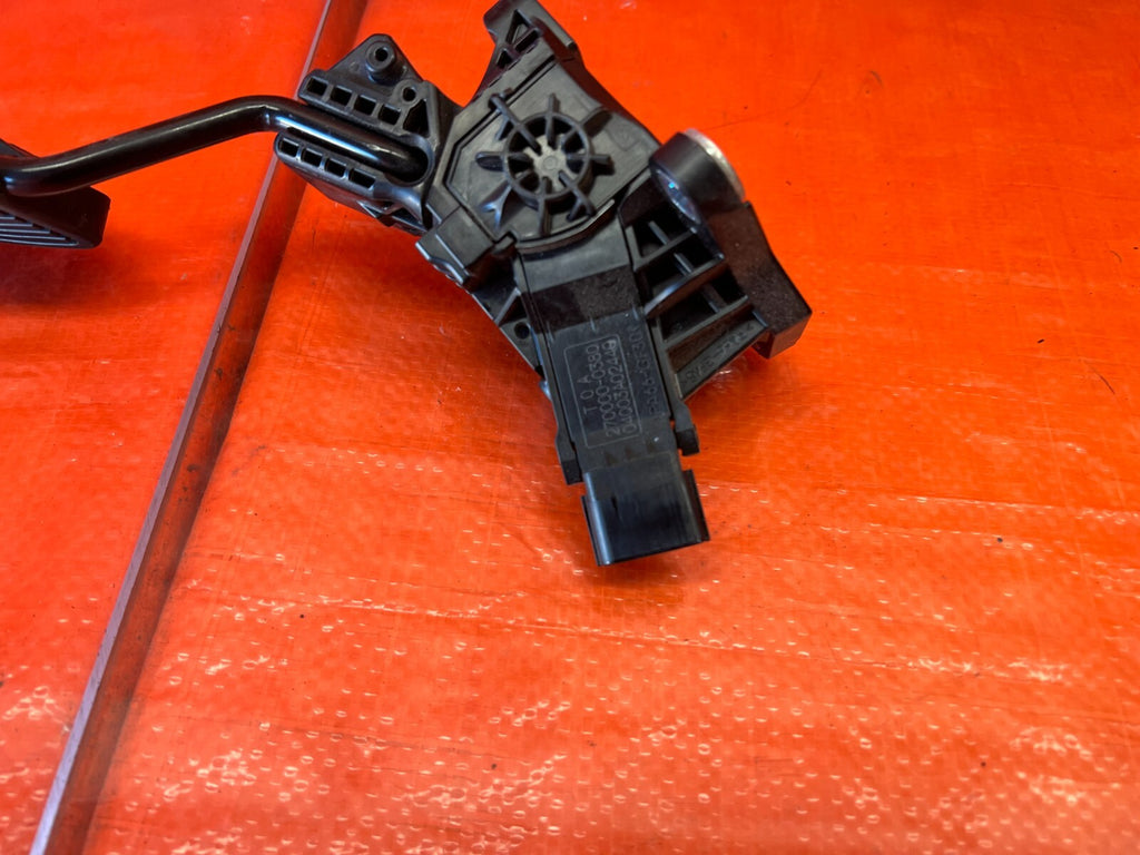 13 15 ACURA RDX   GASOLING GAS FUEL ACCELERATOR ACCELERATION PEDAL   OEM #1539