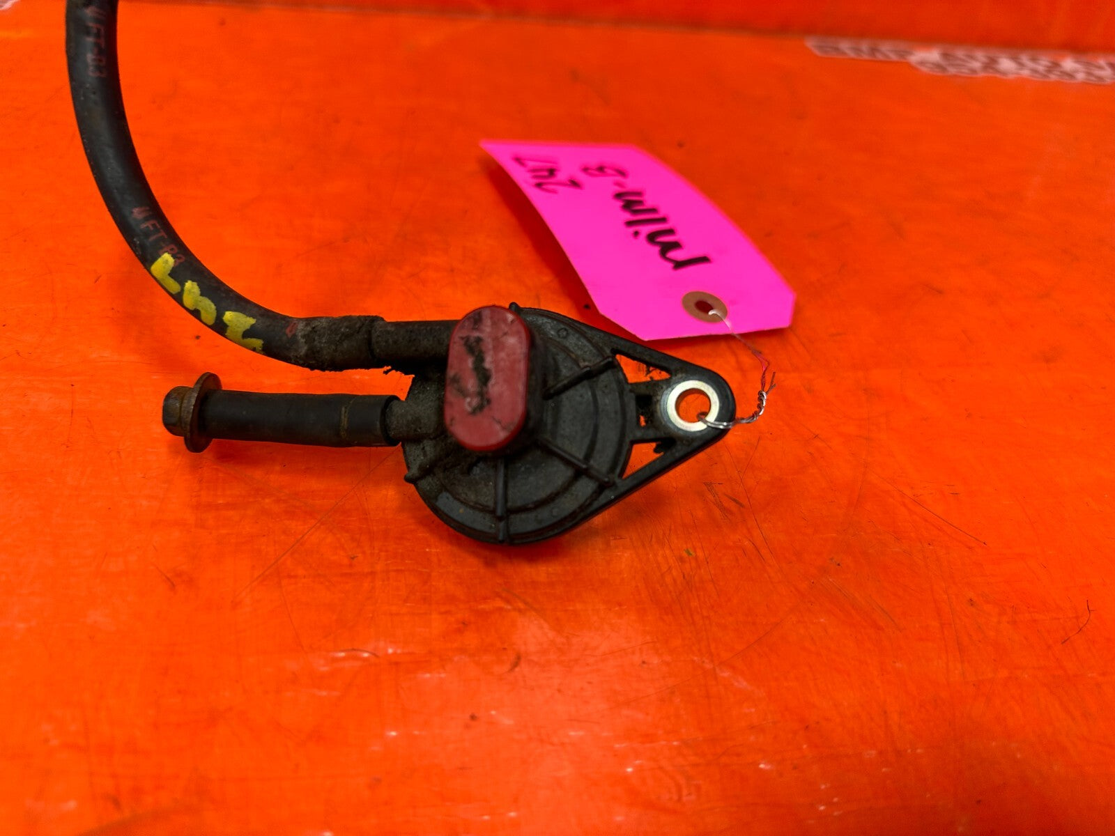 00 01 ACURA INTEGRA   MOUNTS TO THE GAS TANK   FUEL VAPOR PURGE VALVE OEM #2474