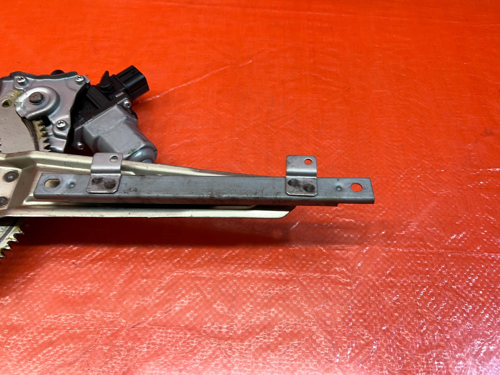 08 15 LANCER EVOLUTION X EVO 10   RIGHT REAR   WINDOW REGULATOR W/ MOTOR OEM 21410
