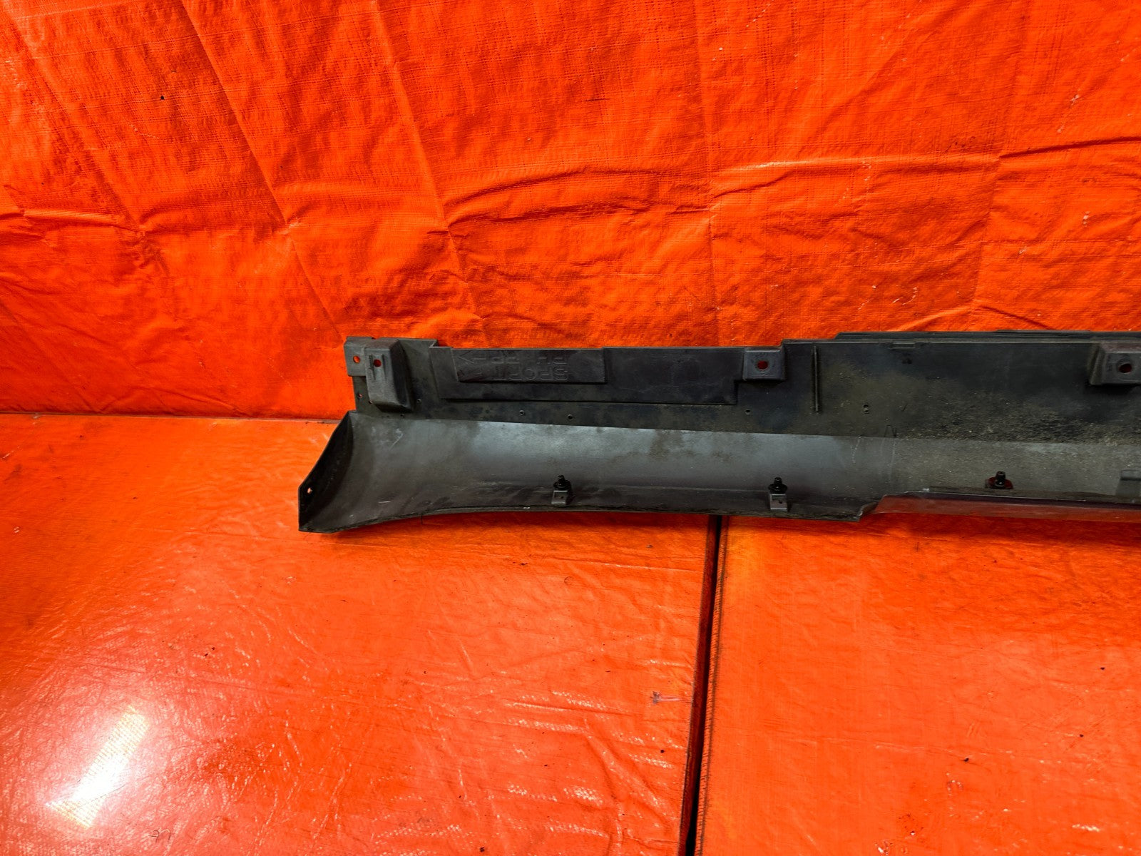 2008 INFINTI G37 COUPE SPORT SIDE SKIRT ROCKER MOLDING TRIM RIGHT OEM 31113