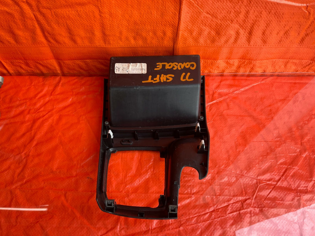 2006 HONDA CIVIC SI   06 SI MODEL ONLY   CENTER SHIFTER CONSOLE TRIM PLASTIC OEM6