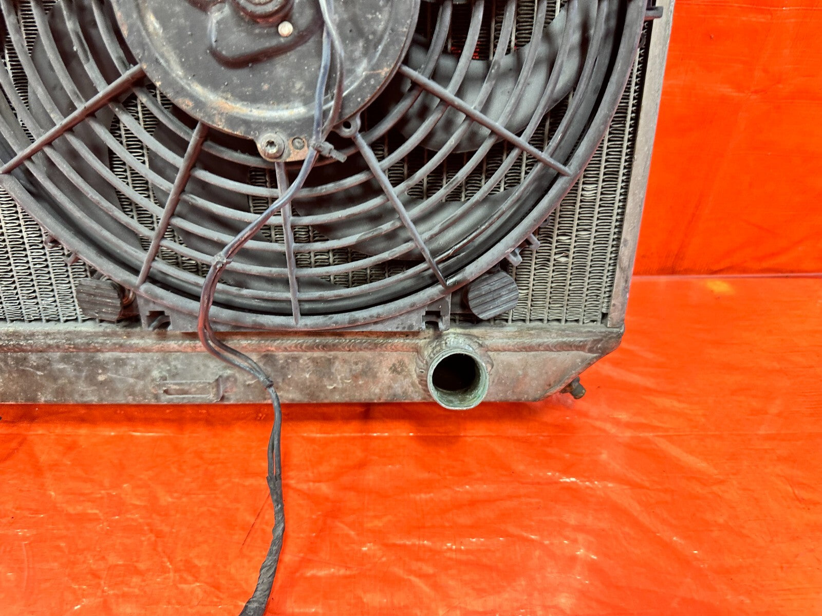 94 01 ACURA INTEGRA   ALUMINUM FLUIDYNE RADIATOR W/ SLIM COOLING FANS   #28517