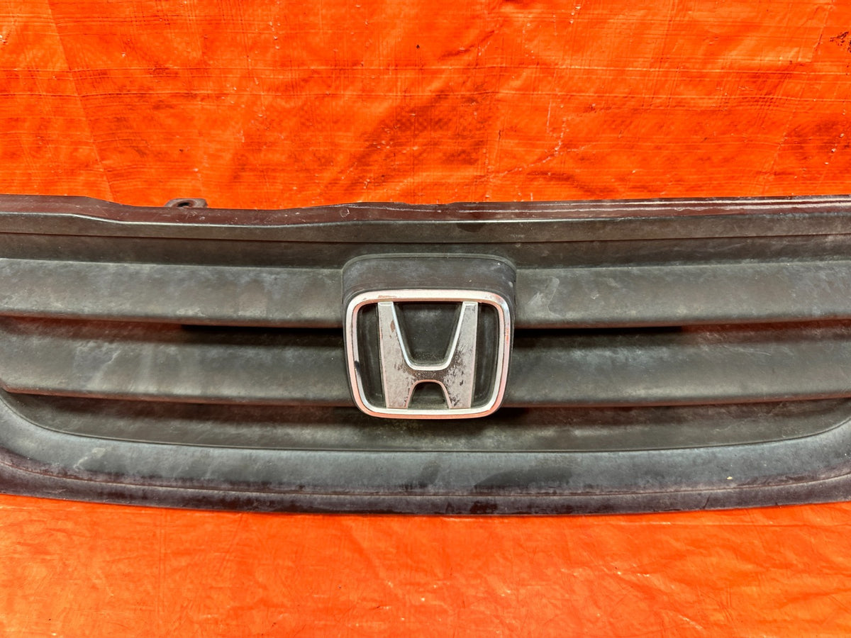 97-01 HONDA CR-V CRV - FRONT BUMPER GRILLE ASSEMBLY -  OEM FACTORY OE #3013