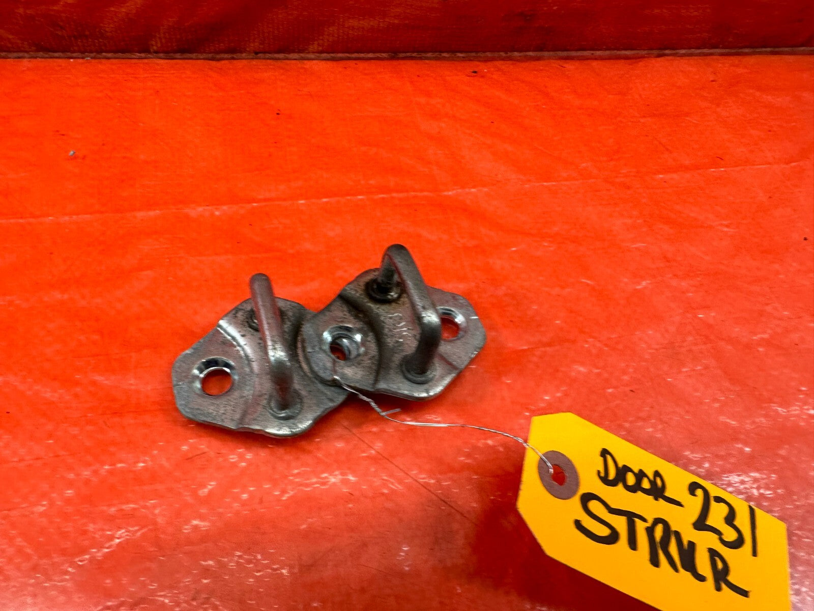 92 00 HONDA CIVIC   DOOR STRIKER HOOK LATCH LOCKS LEFT RIGHT OEM FACTORY #2312