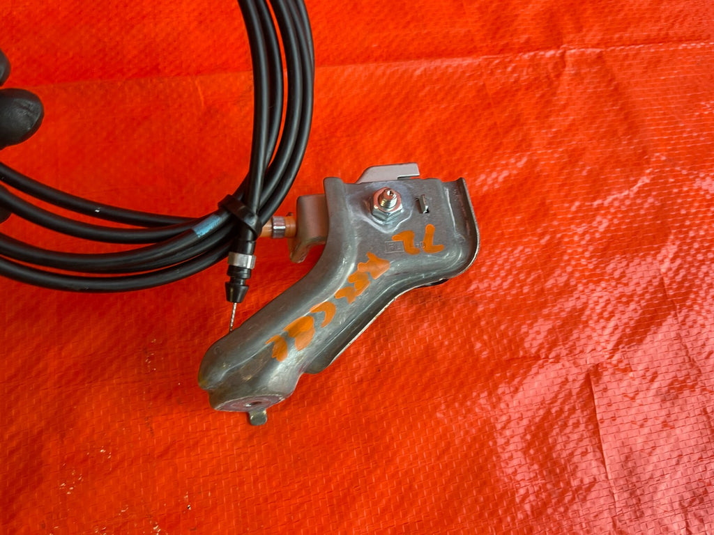 18 21 SUBARU CROSSTREK   FUEL FILLER DOOR RELEASE CABLE WITH LEVER   OEM OE #727