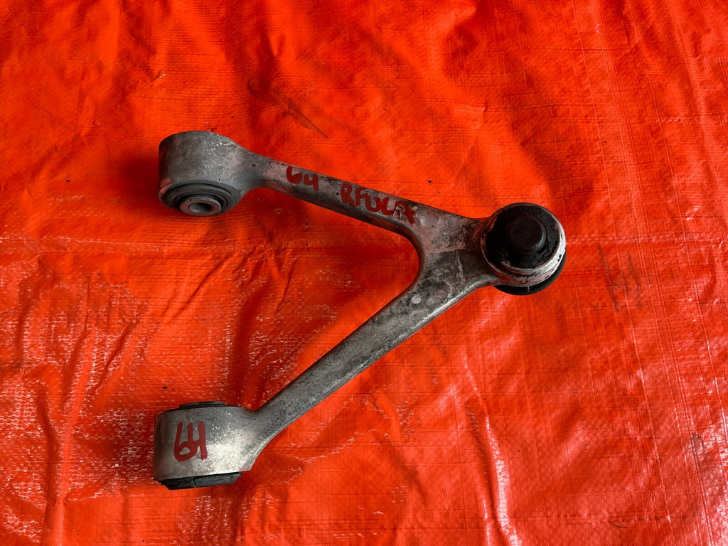 92 94 SC300 SC400   PASSENGER RIGHT FRONT   UPPER CONTROL ARM   OEM OE #648