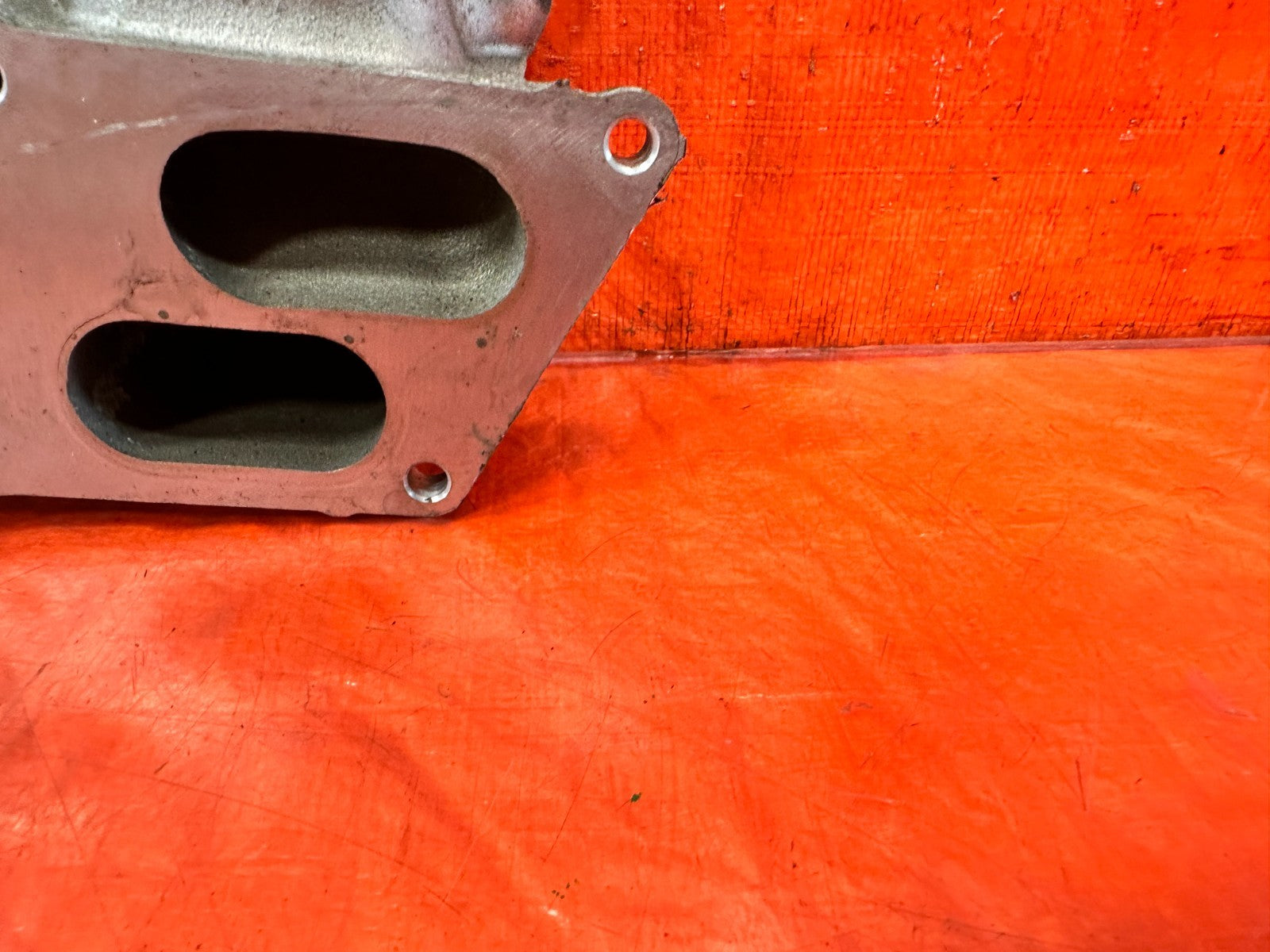 10 16 HYUNDAI GENESIS COUPE 3.8L AT   INTAKE MANIFOLD   TOP PORTION   OEM #3025
