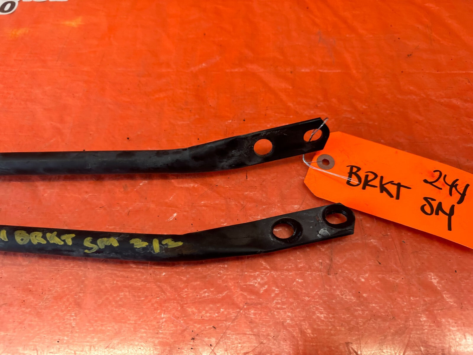 07 09 LEXUS ES350   CHASSIS MOUNTING BRACKETS   OEM FACTORY #2445