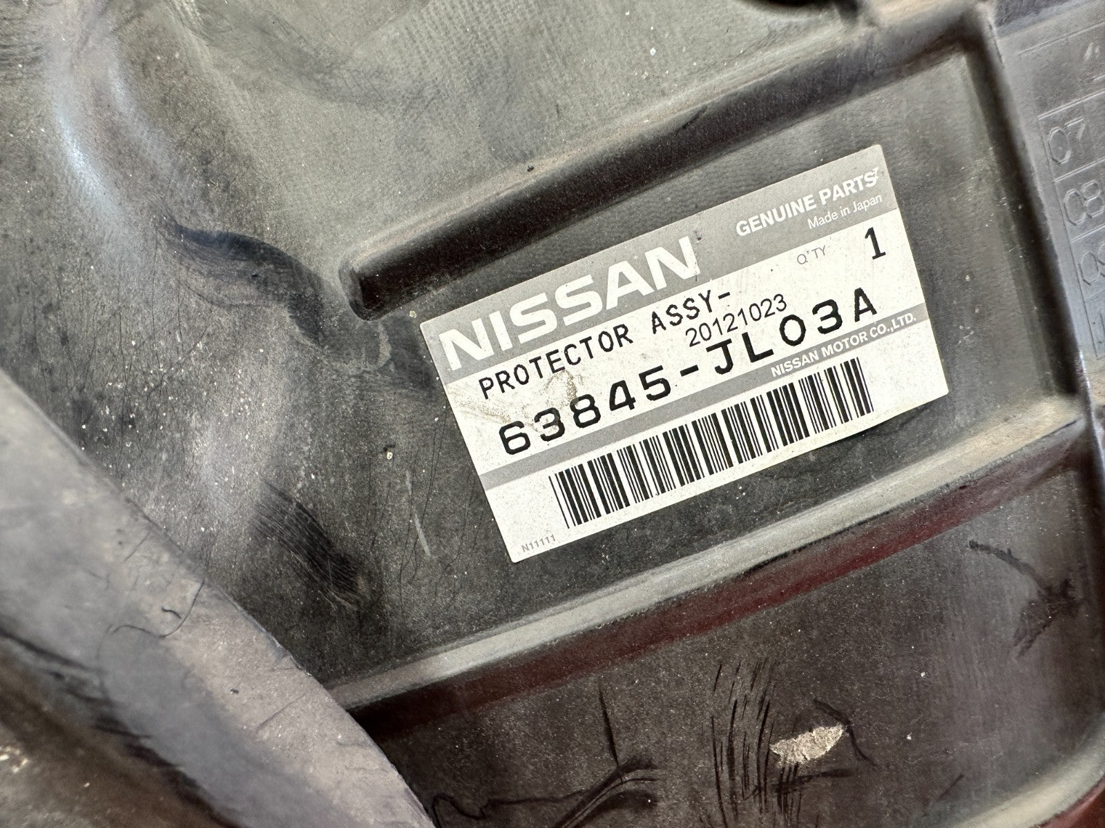 08 15 INFINITI G37 Q60 LEFT DRIVER FRONT FENDER SPLASH SHIELD 2PC SET OEM #3295