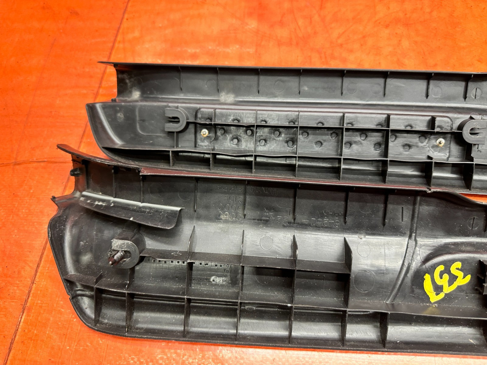 00-09 HONDA S2000 AP1 AP2 FLOOR PILLAR LOWER TRIM COVERS PAIR OEM #337-111