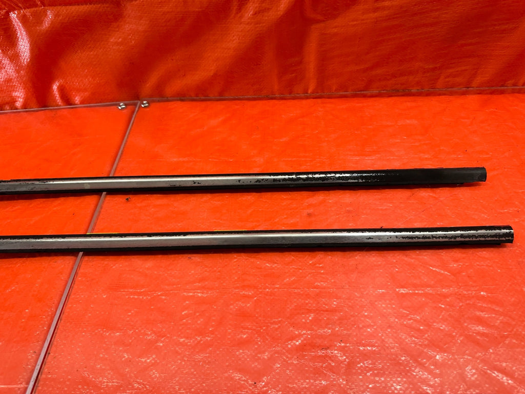 96 00 HONDA CIVIC COUPE HATCH EXTERIOR DOOR WINDOW GLASS TRIM SET LEFT RIGHT 1815