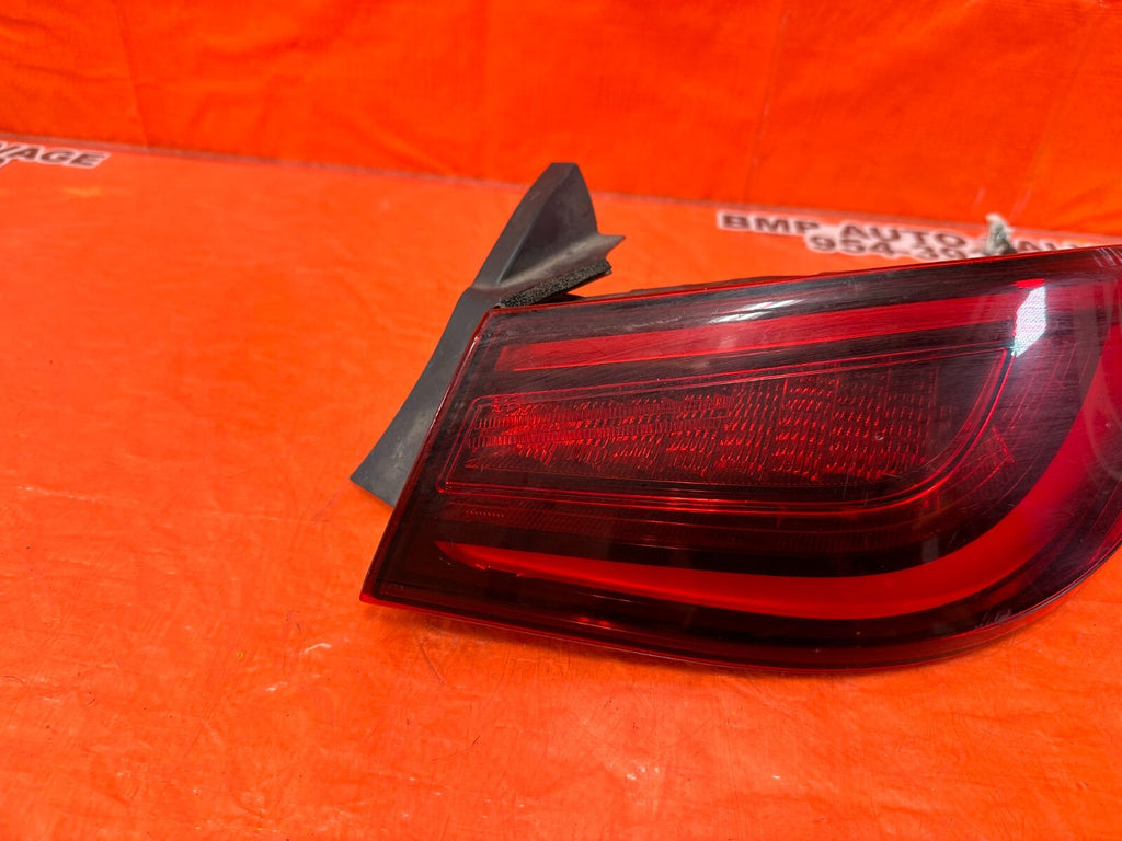 17 20 INFINITI Q60 PASSENGER RIGHT OUTER QUARTER PANEL   TAIL LIGHT LAMP   OEM4