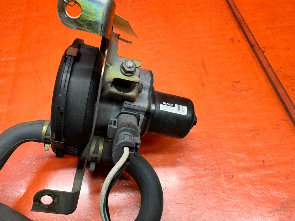 00-05 HONDA S2000 AP1 AP2 F20C F22C AIR PUMP W/ RELAY AND ALL HOSES AND BRACKETS8