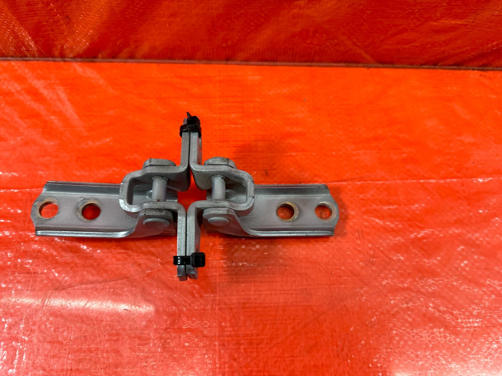 08 15 LANCER EVOLUTION X EVO 10   DOOR HINGE SET UPPER & LOWER LEFT FRONT 2145