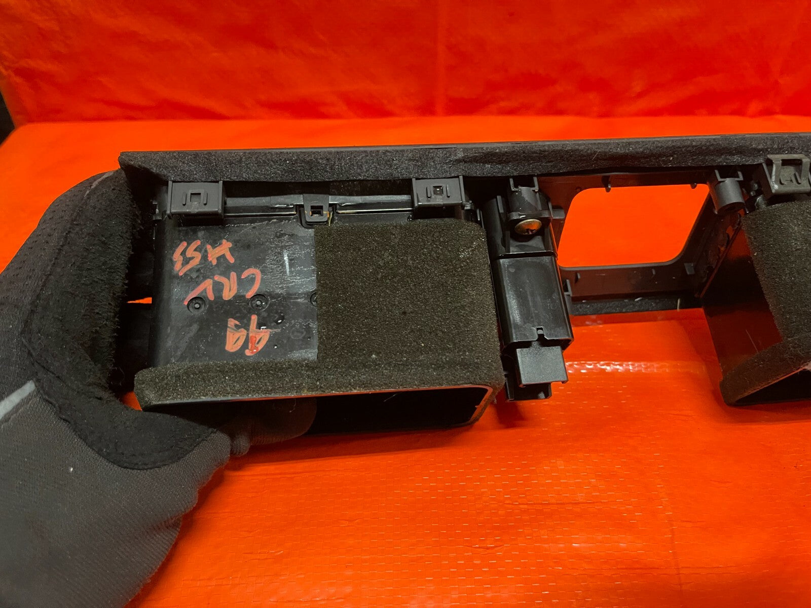 97 01 HONDA CR V CRV   INTERIOR CENTER HVAC AC VENT W/ HAZARD SWITCH   OEM OE7