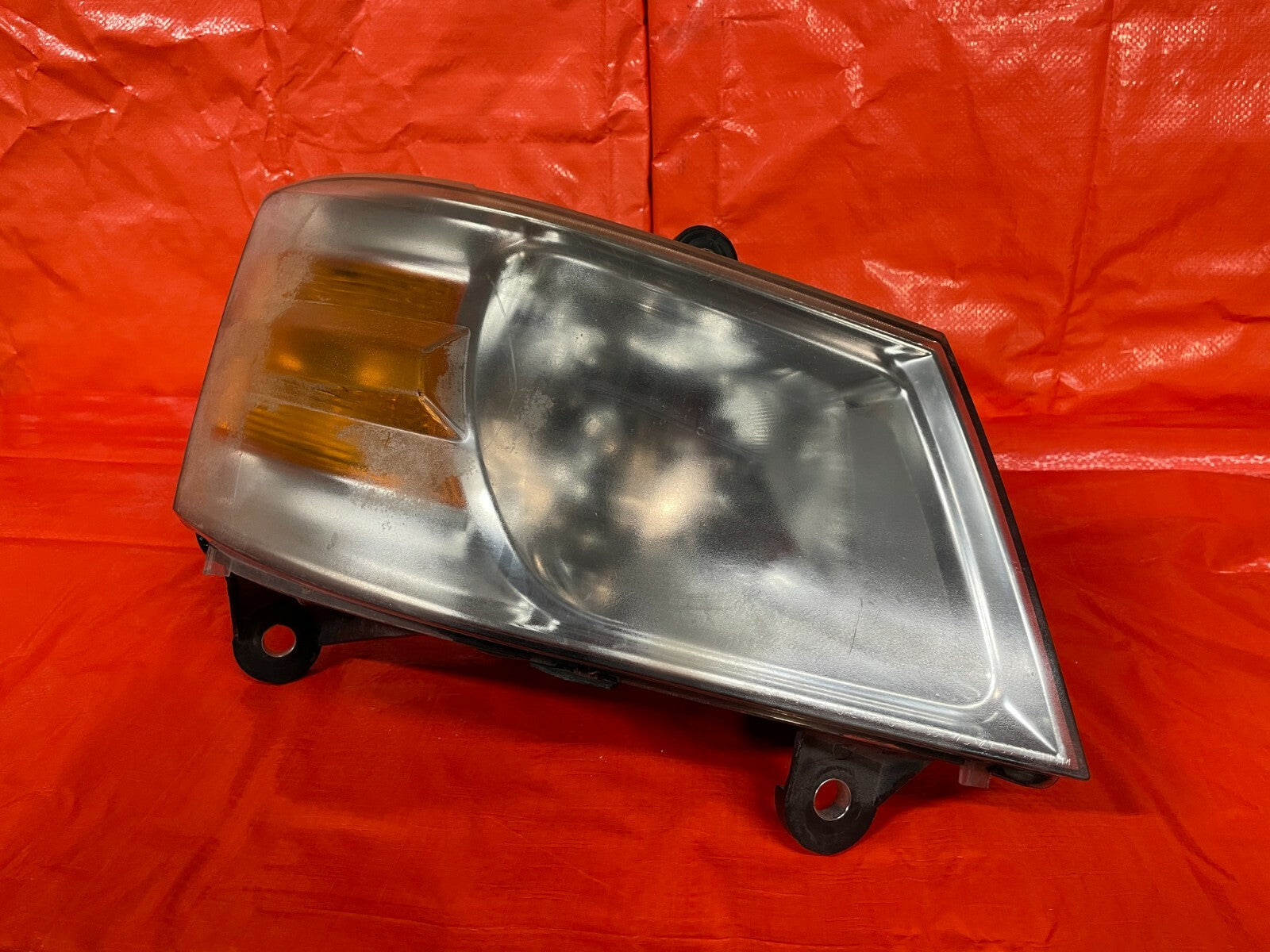08 10 DODGE GRAND CARAVAN   SE & SXT   PASSENGER RIGHT HEADLIGHT HEADLAMP OEM OE0