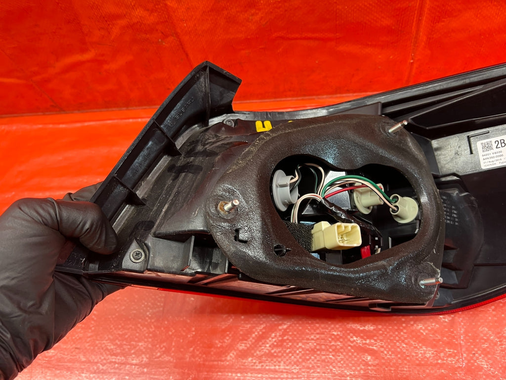 15 21 SUBARU WRX & STI   DRIVER LEFT   TAIL LIGHT LAMP   OEM FACTORY #17011
