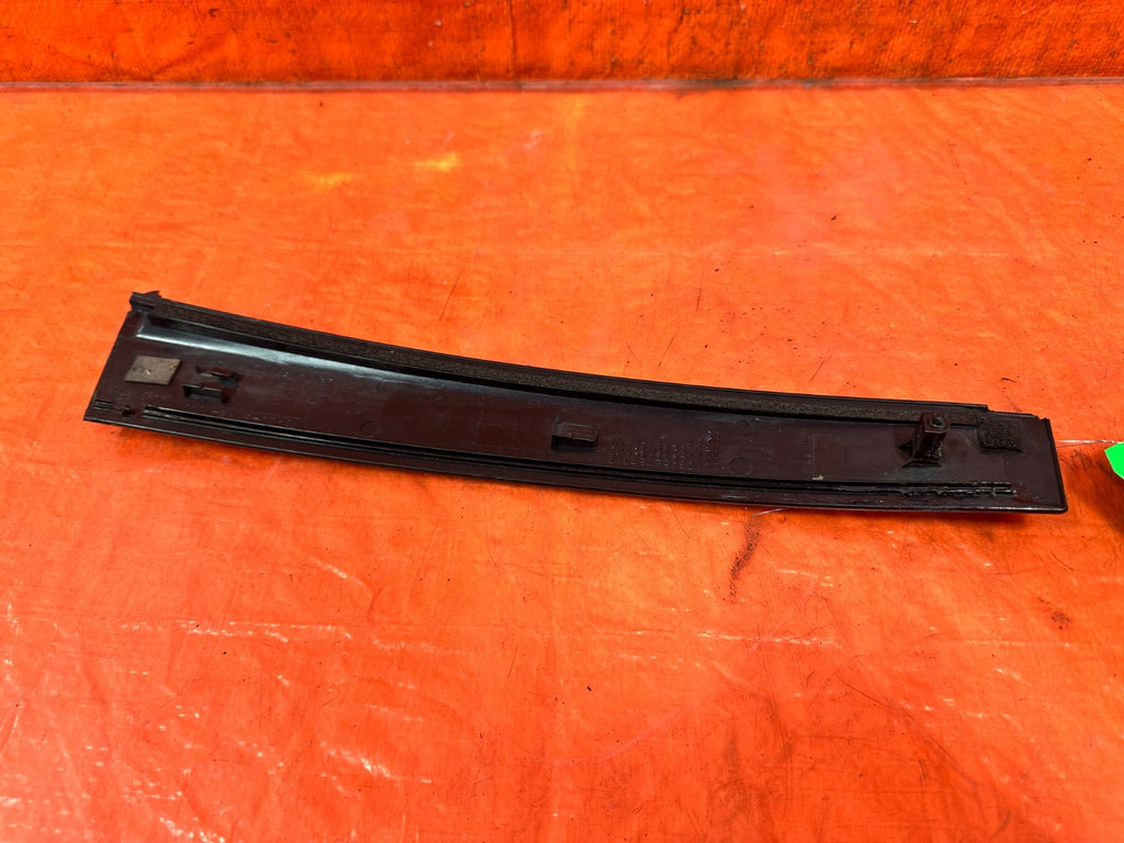 02 06 ACURA RSX   RIGHT DOOR SASH PILLAR TRIM   PASSENGER SIDE   OEM #3152